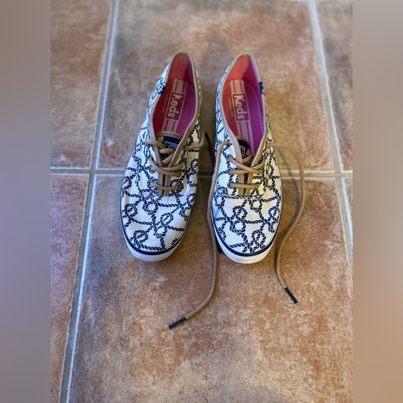 Keds shoes size 6 - Picture 5 of 5